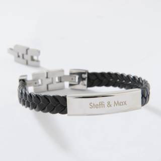 Geflochtenes Lederarmband mit Gravur - schwarz